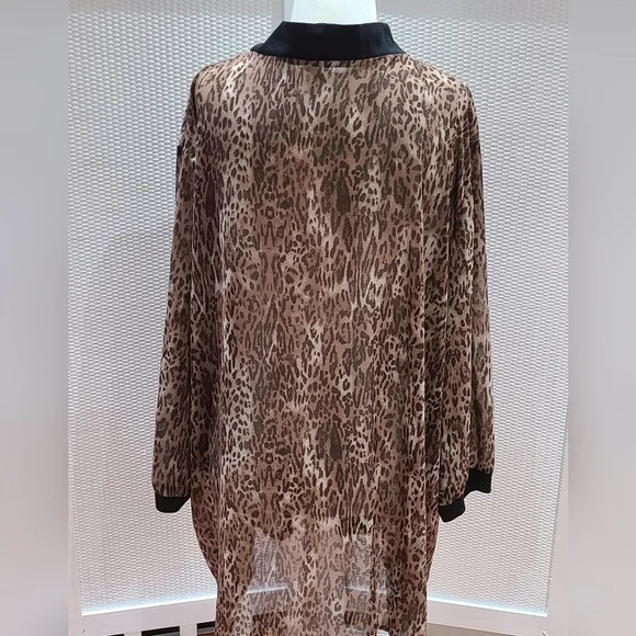 Signature Collection animal print cover up size 1X - Picture 2 of 2
